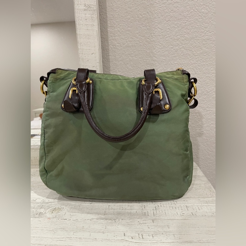 PRADA Authentic Crossbody Bag (Handbag) - Picture 6 of 16